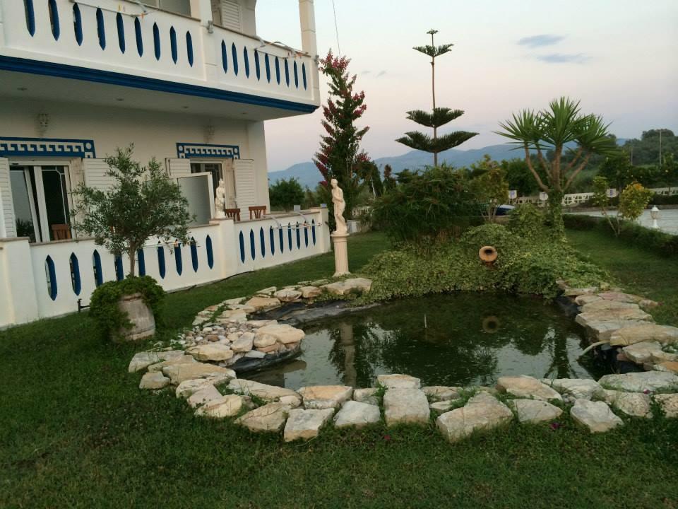 الشقق الفندقية أموديافي  Gogas Palace المظهر الخارجي الصورة