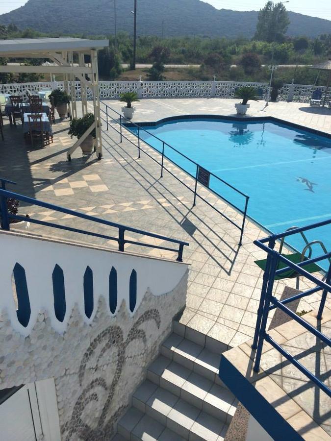الشقق الفندقية أموديافي  Gogas Palace المظهر الخارجي الصورة